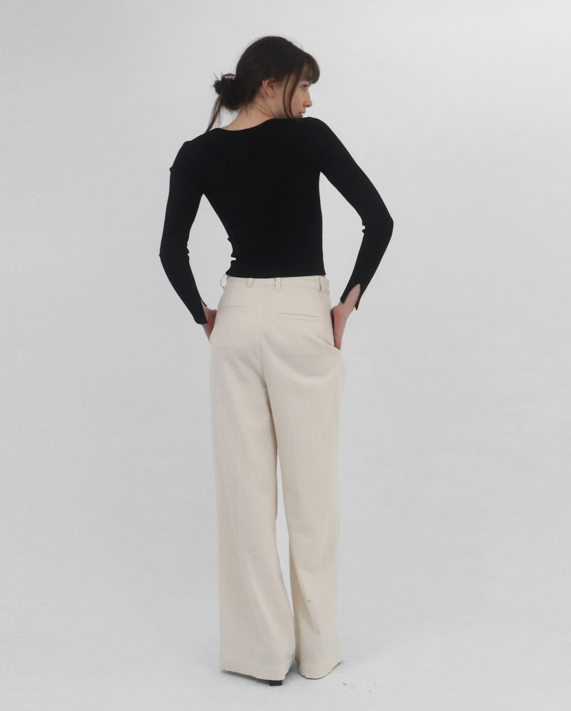 ALEXIA RIB L/S PULLOVER / BLACK - Image 3