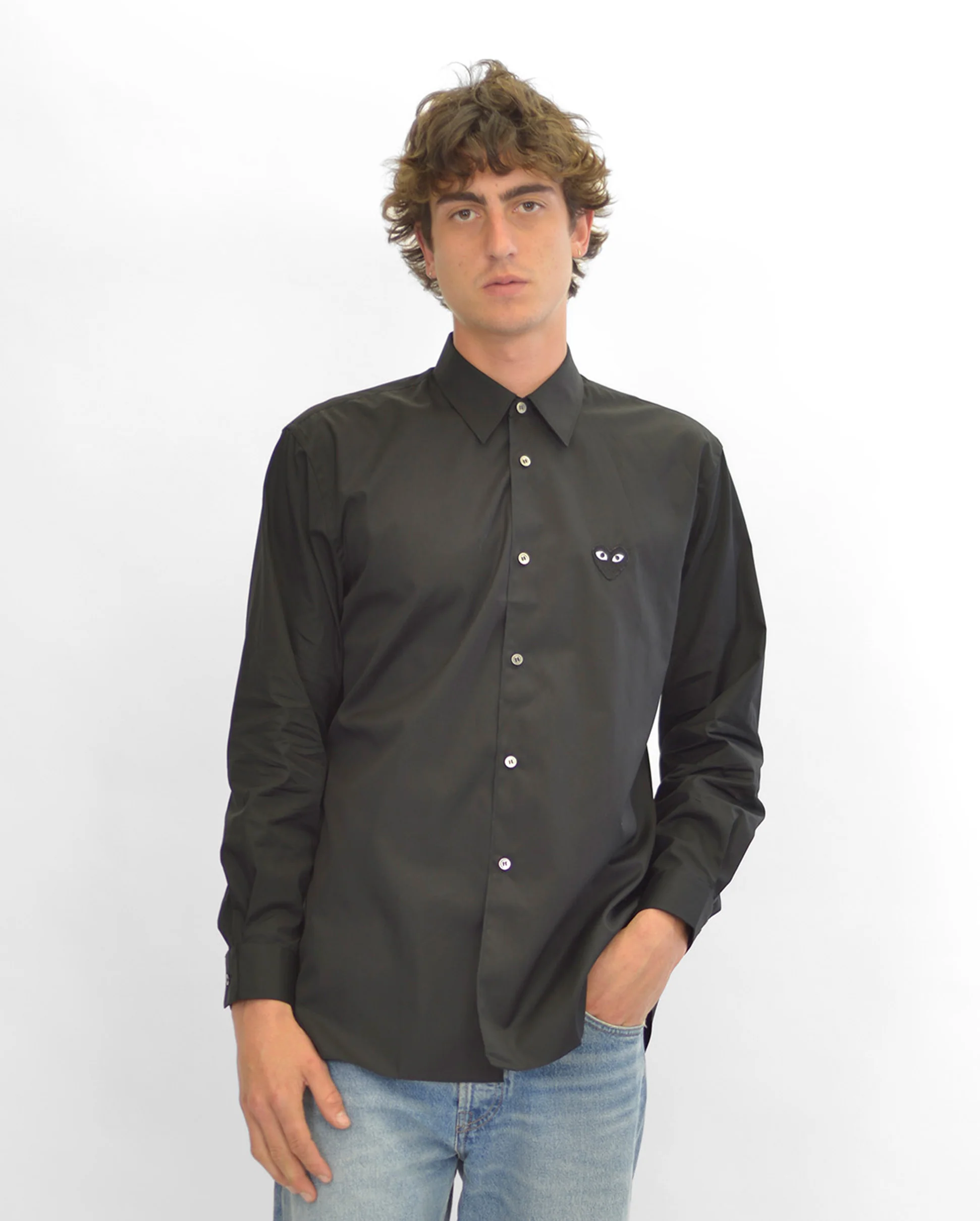 B004 UNISEX BLACK HEART SHIRT / BLACK - Image 2