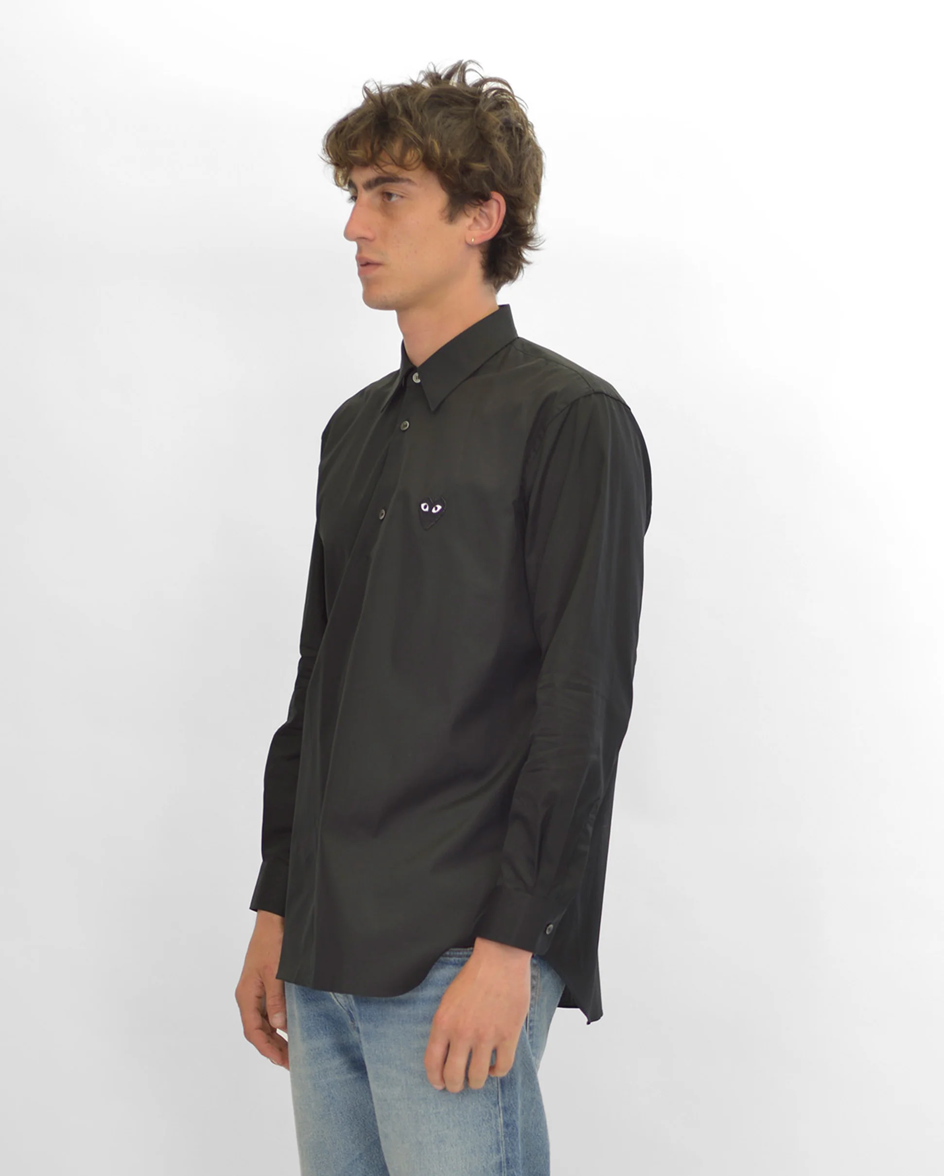 B004 UNISEX BLACK HEART SHIRT / BLACK - Image 3