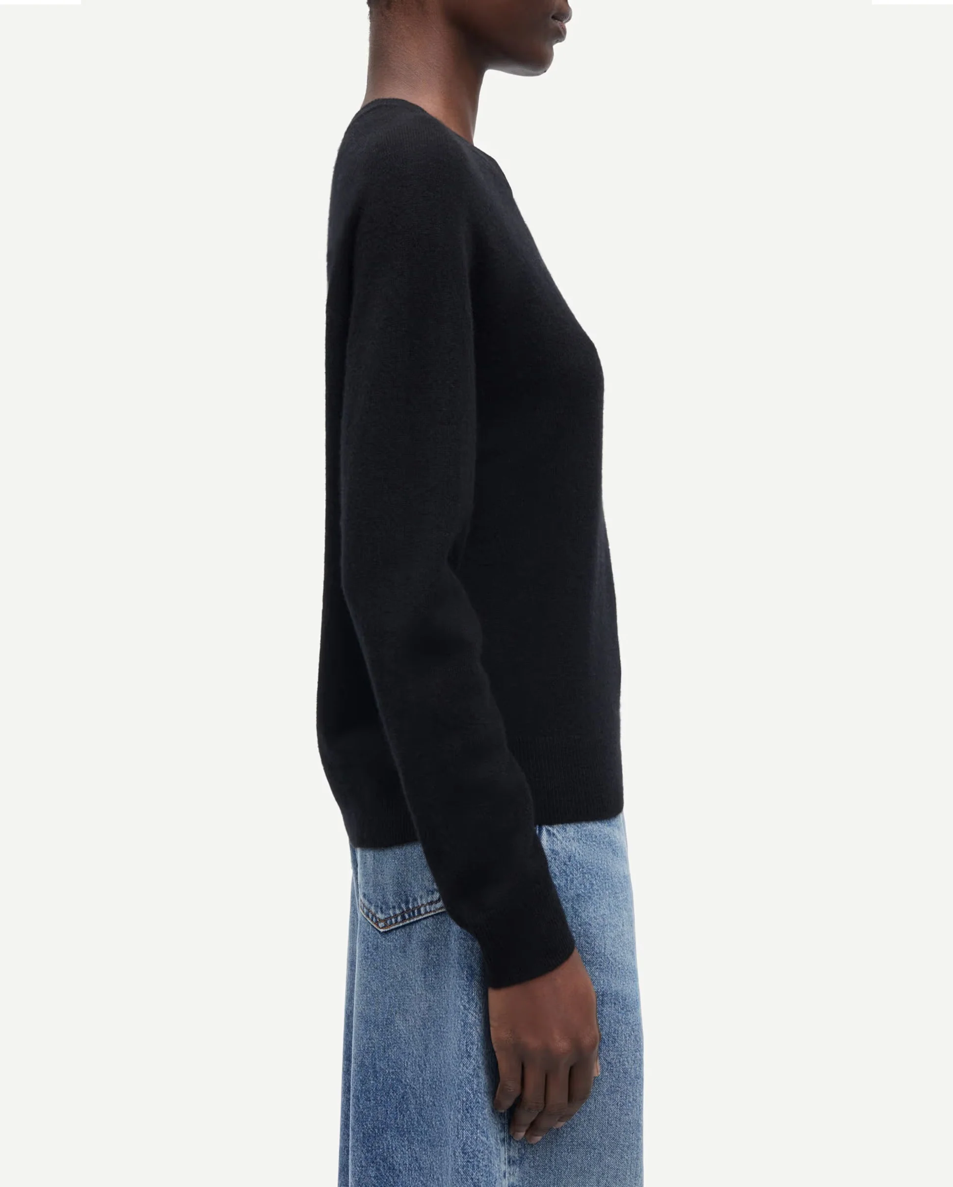 BOSTON O-NECK 6304 / BLACK - Image 2