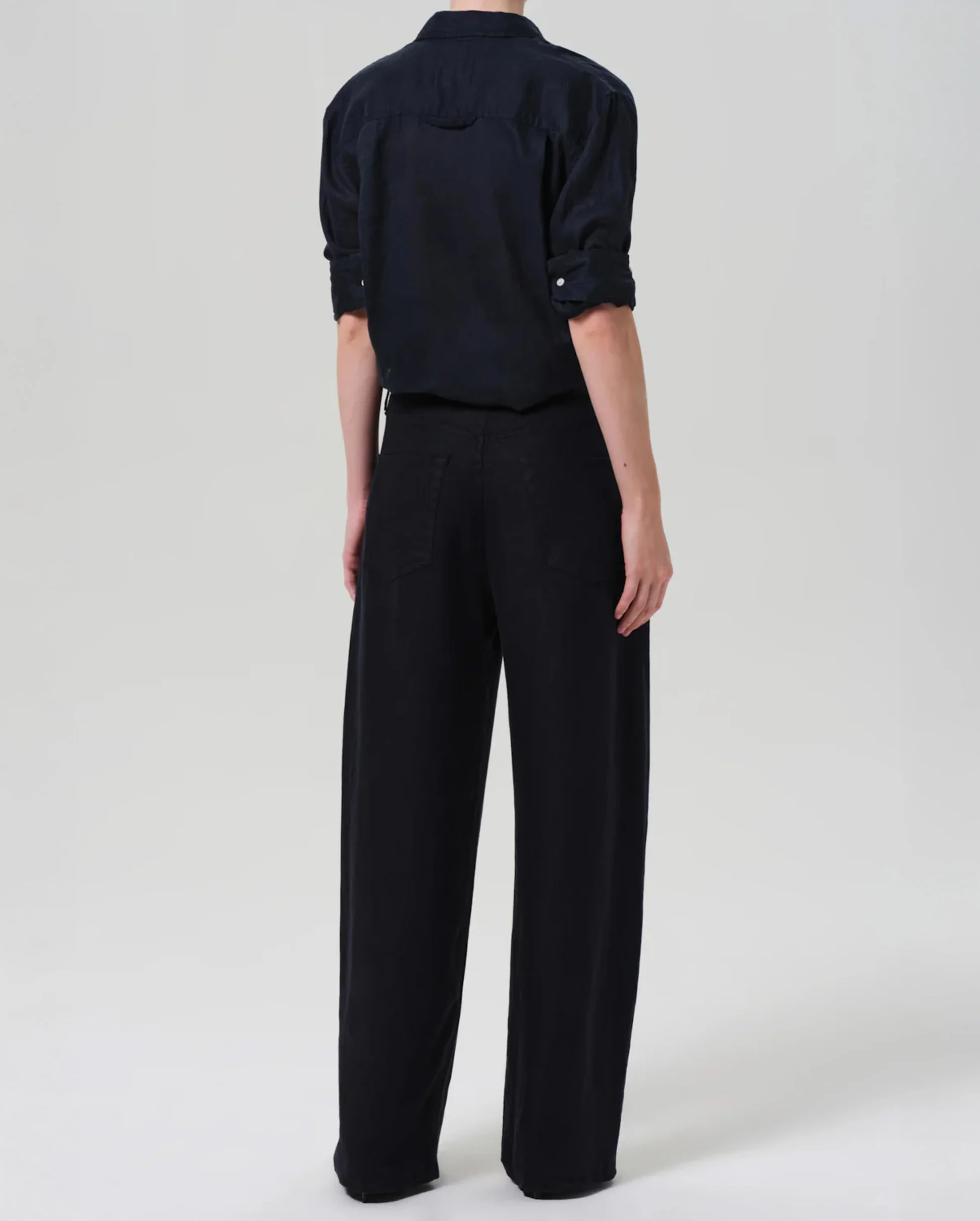 BRYNN DRAWSTRING TROUSER IN LINEN / NAVY - Image 4