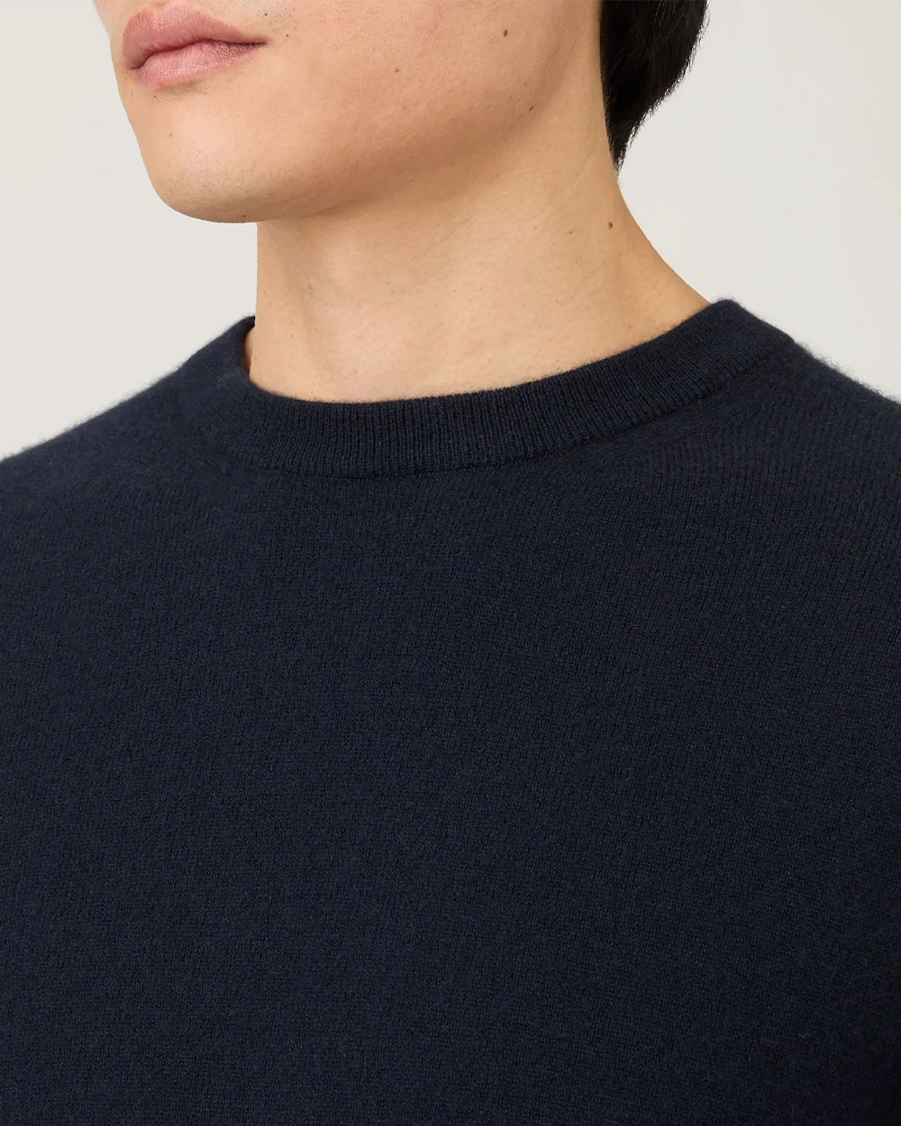 CASHMERE CREW / NAVY - Image 6