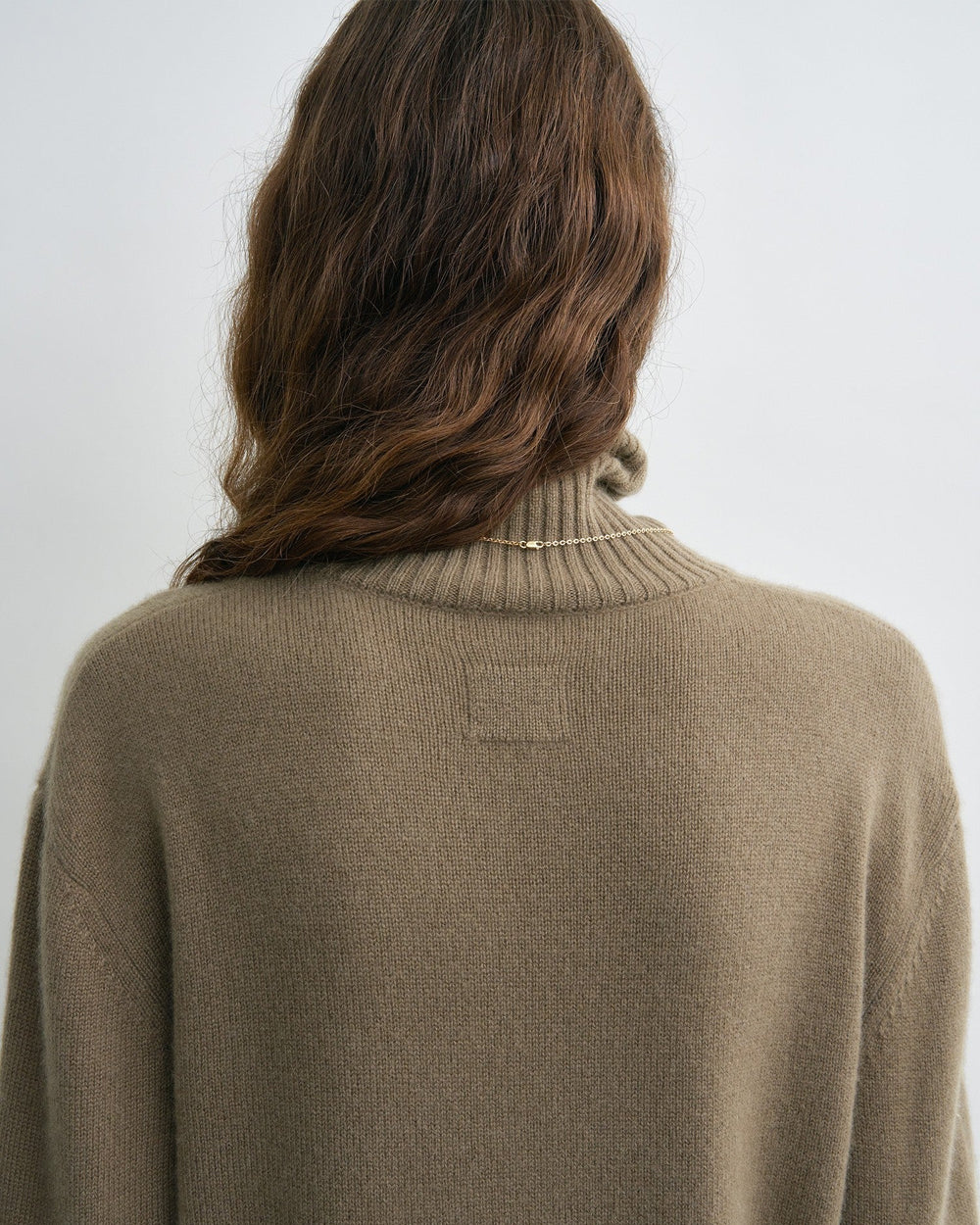 CASHMERE TURTLENECK / HAZEL - Image 4