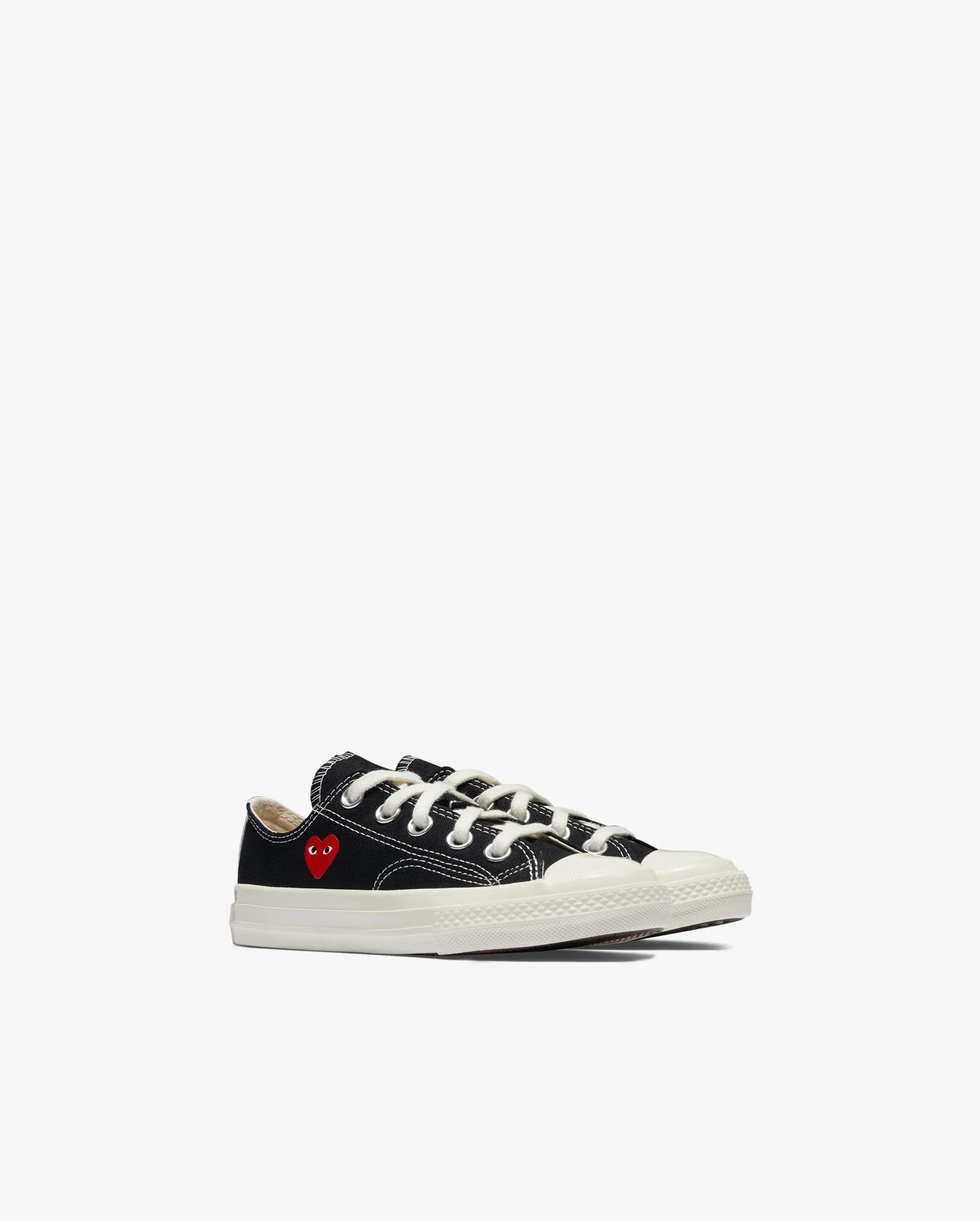 CHUCK TAYLOR KIDS SMALL RED HEART LOW/ BLACK - Image 2