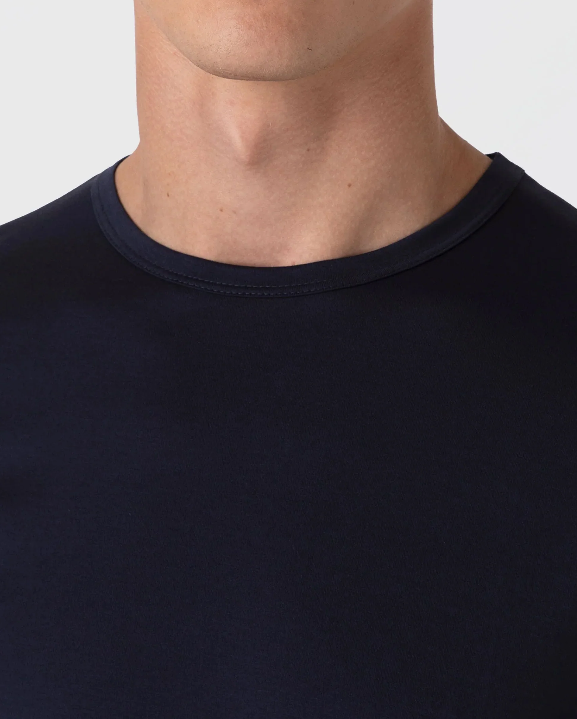 CLASSIC CREW NECK T-SHIRT / NAVY - Image 4