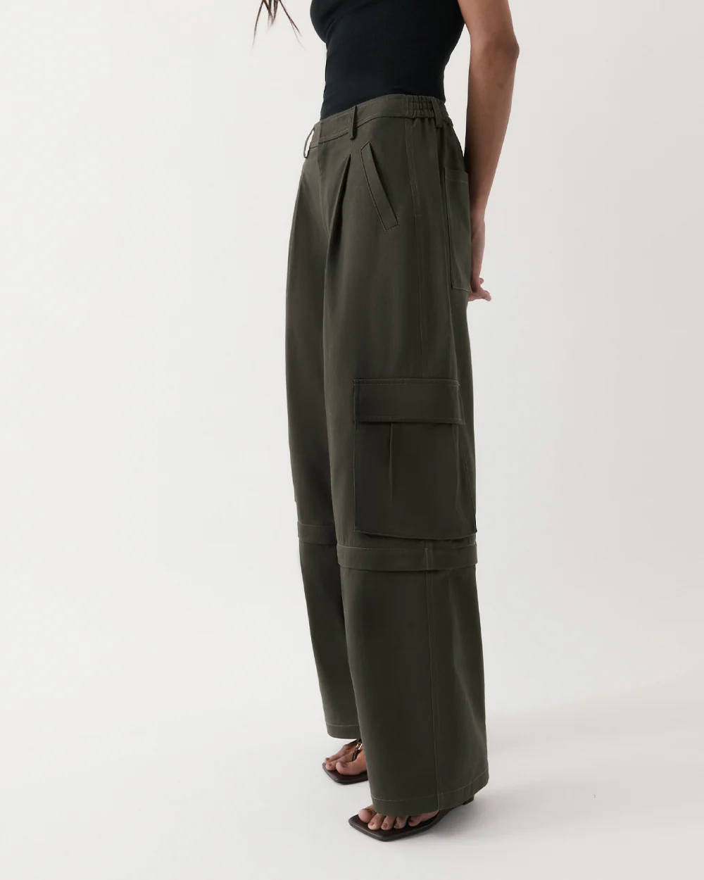 CONVERTIBLE CARGO TROUSER / OLIVE BROWN - Image 3