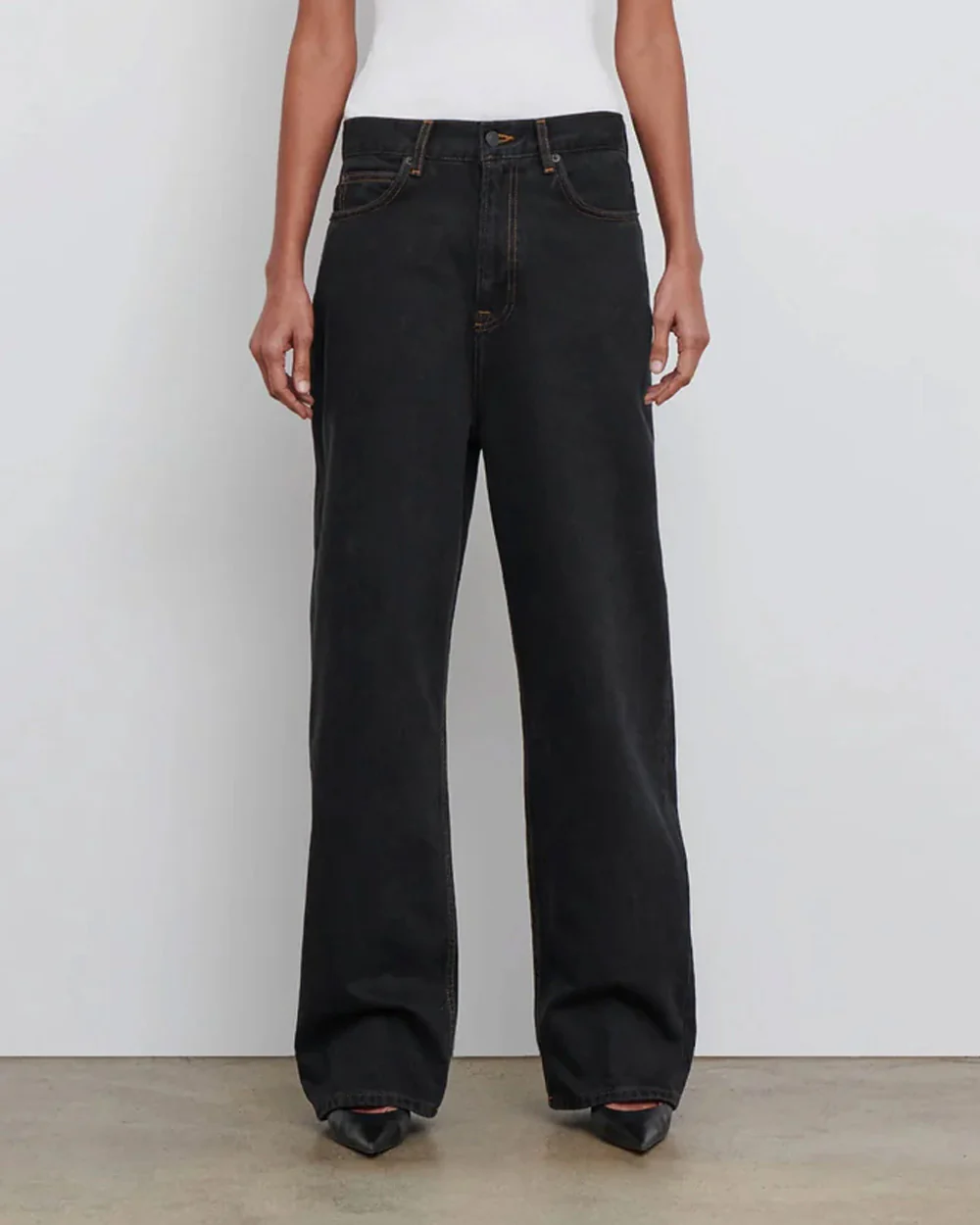 LOW RISE JEAN / BLACK