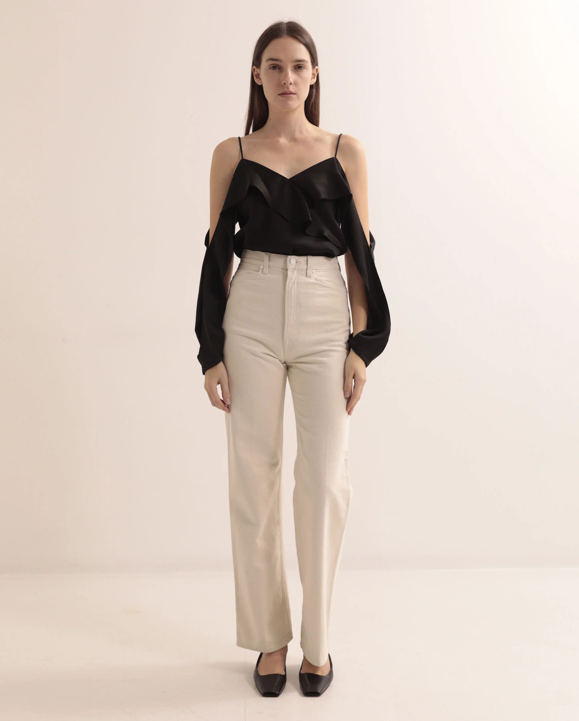 DIANE CREPE SHOULDER TOP / BLACK - Image 2