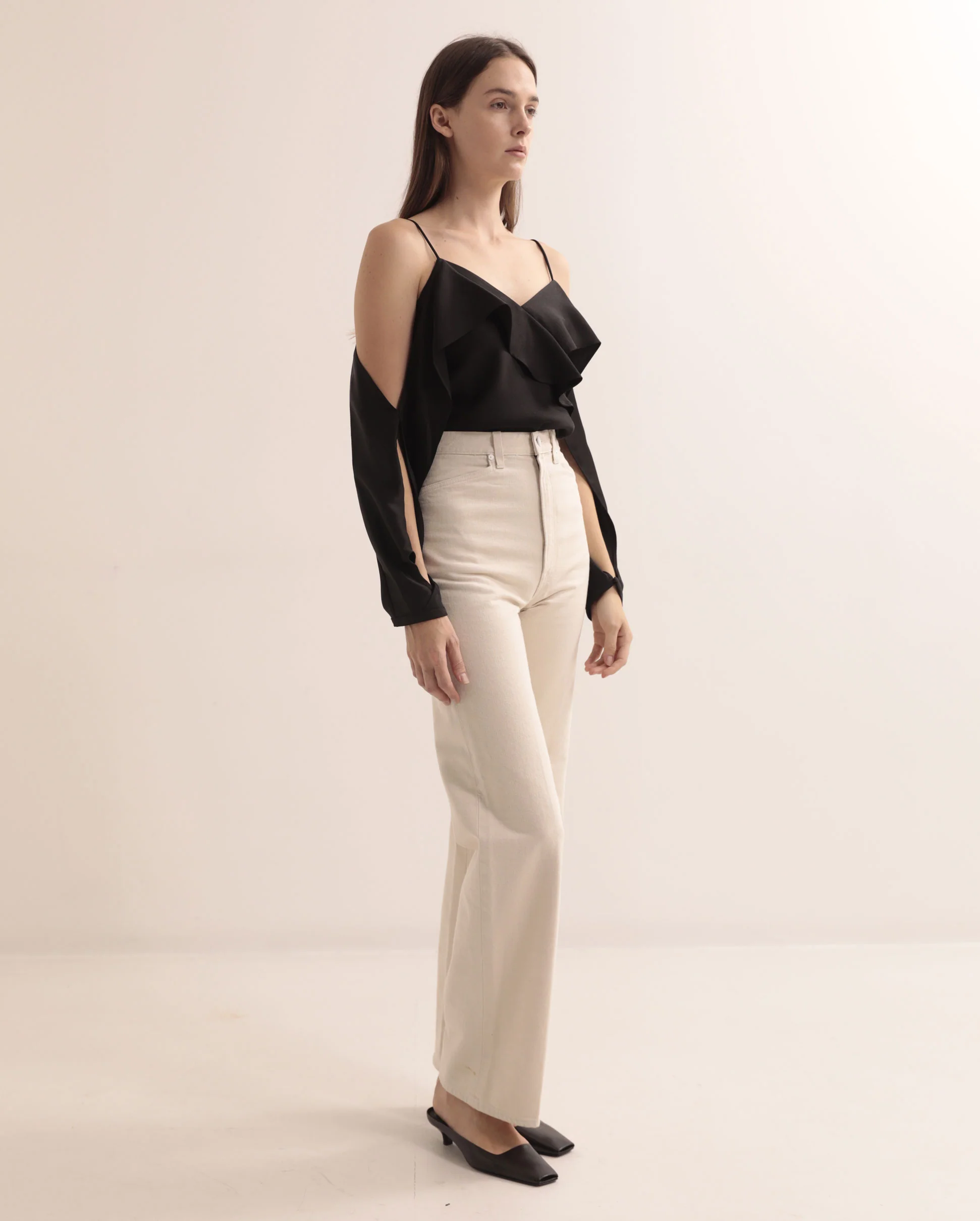 DIANE CREPE SHOULDER TOP / BLACK - Image 3