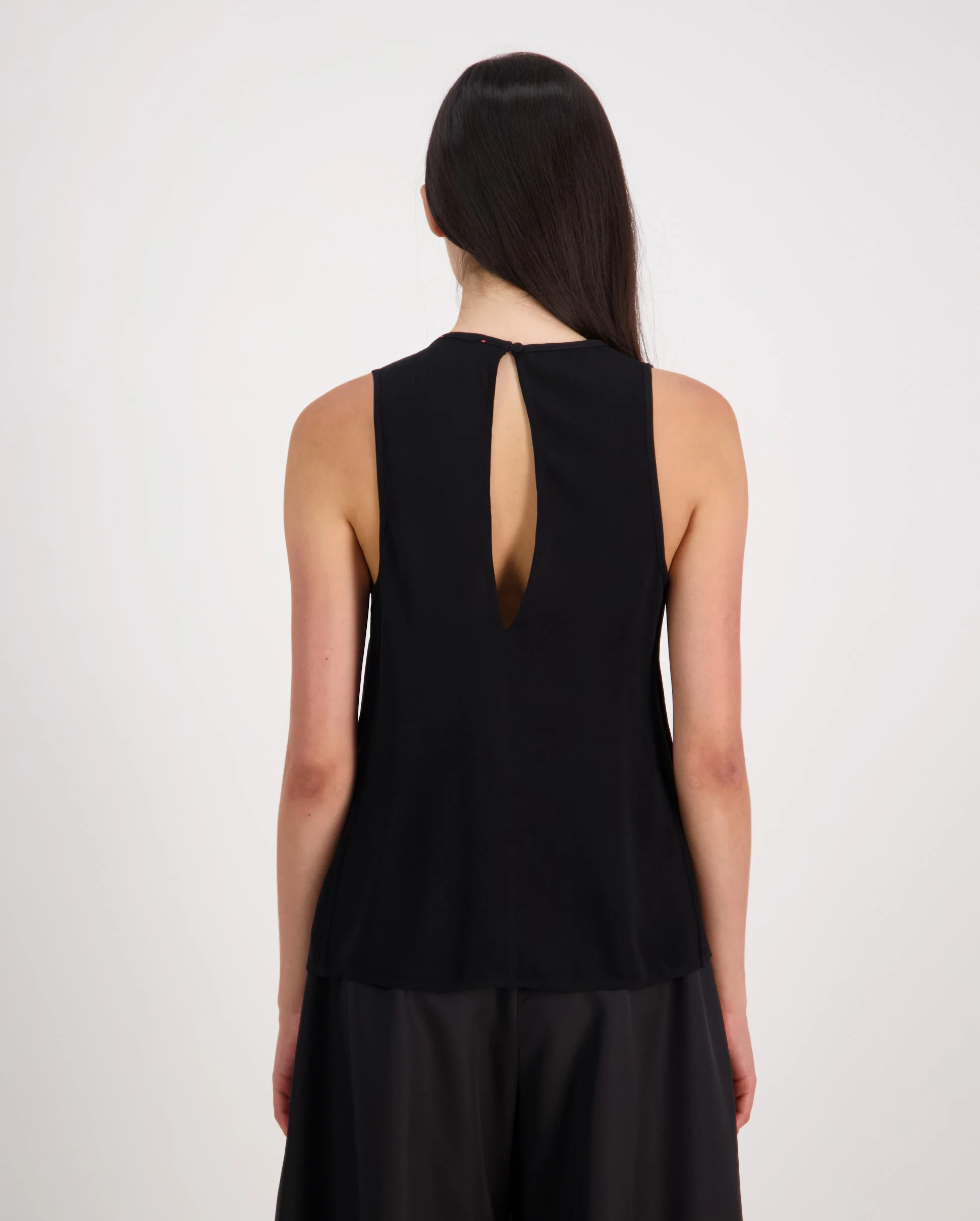 DOUBLE GEORGETTE V NECK TOP / NERO - Image 5
