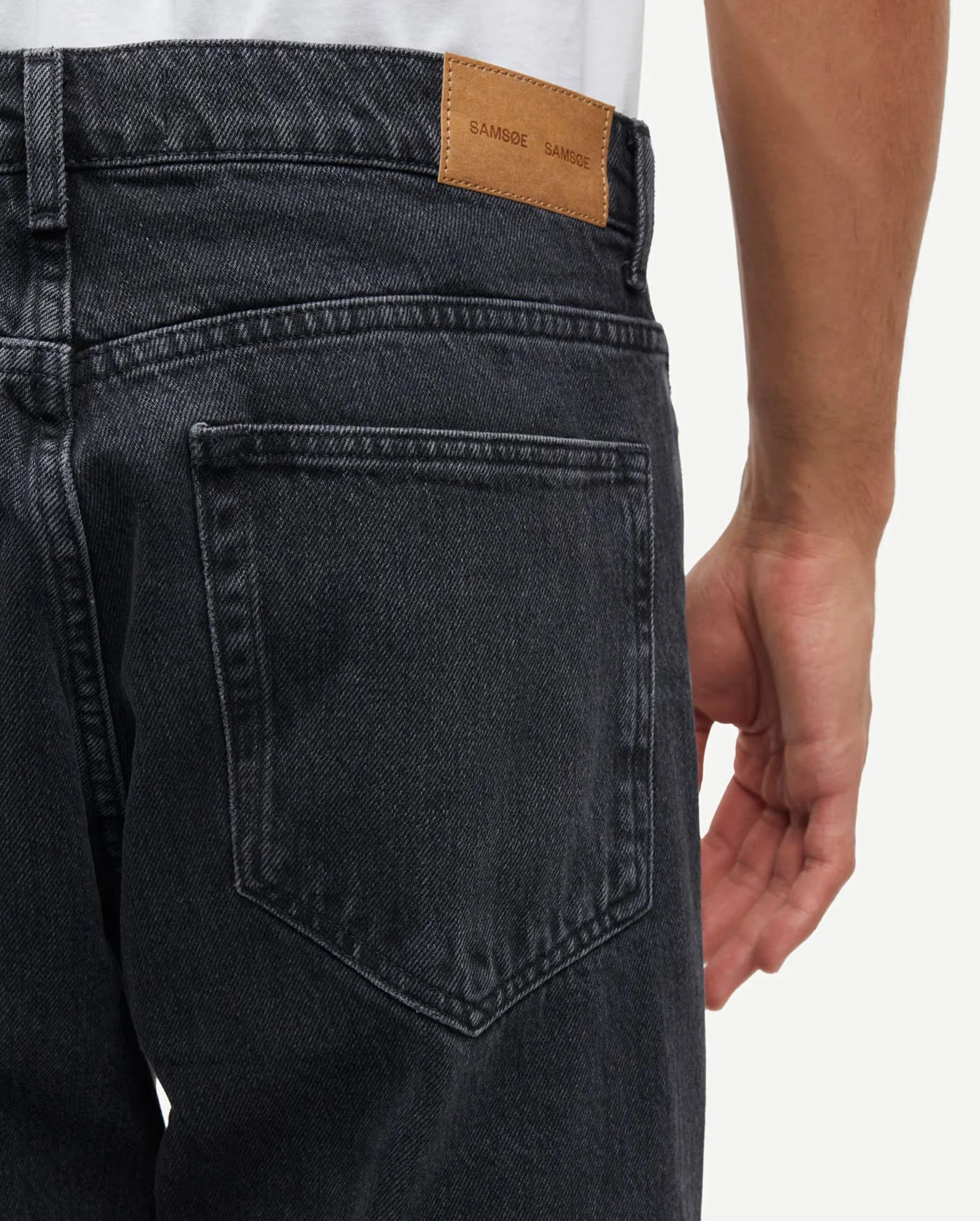 EDDIE JEANS 14605 / BLACK BLIZZARD - Image 5