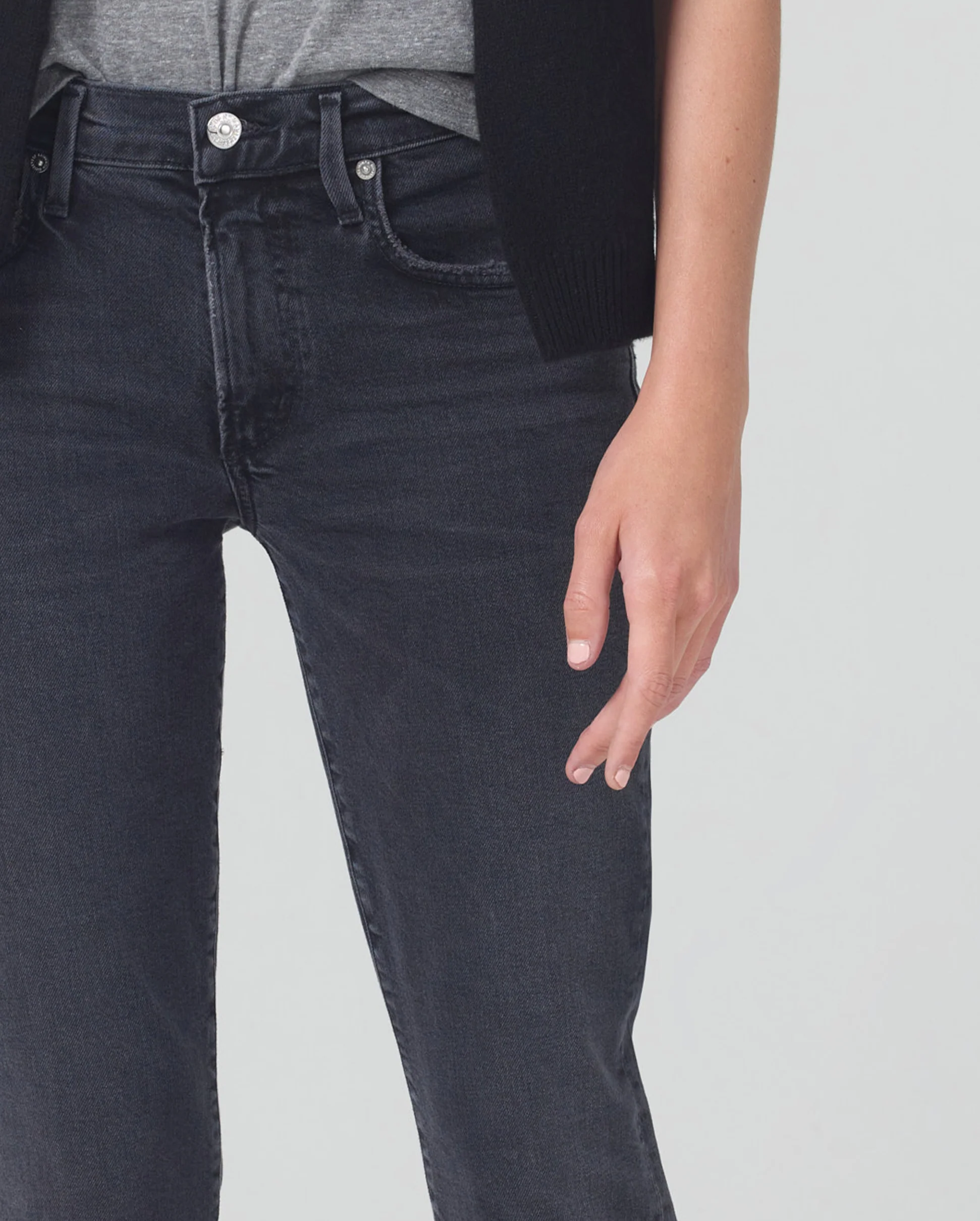 ELLA MID RISE SLIM CROP / FILM NOIR - Image 6