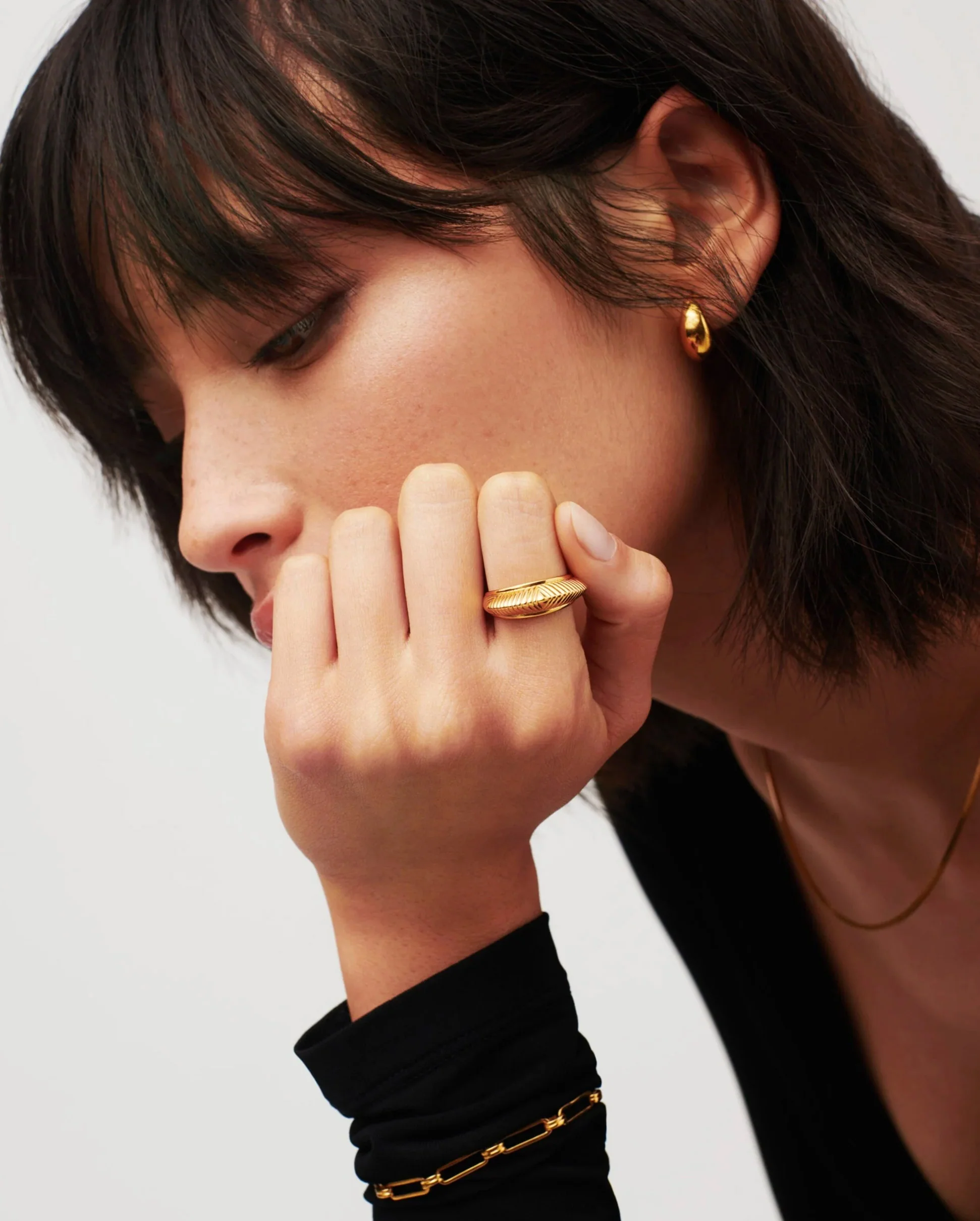 HERA DOME RIDGE STACKING RING / GOLD - Image 3