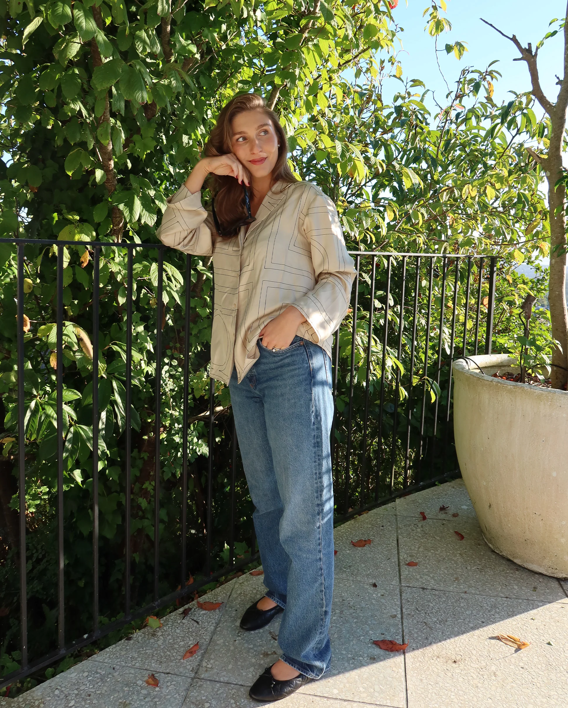 KELLY JEAN / ESSENCE - Image 4