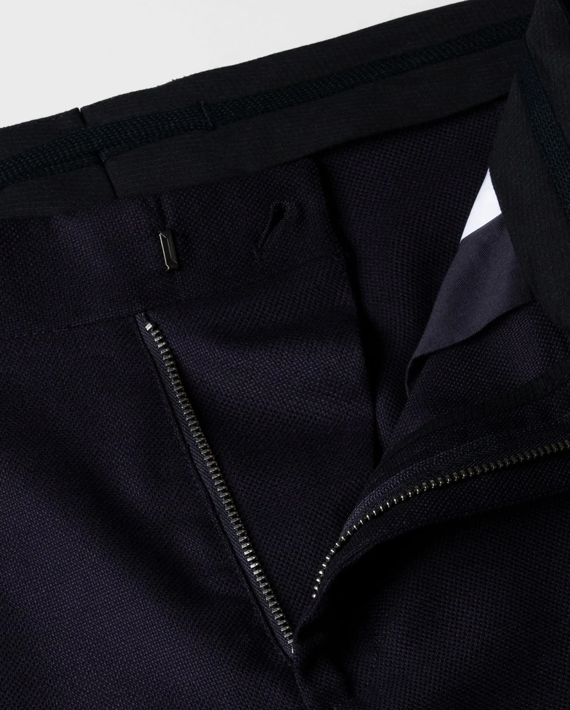 LIGHTWEIGHT TRAVEL WOOL TROUSER / NAVY - Image 3