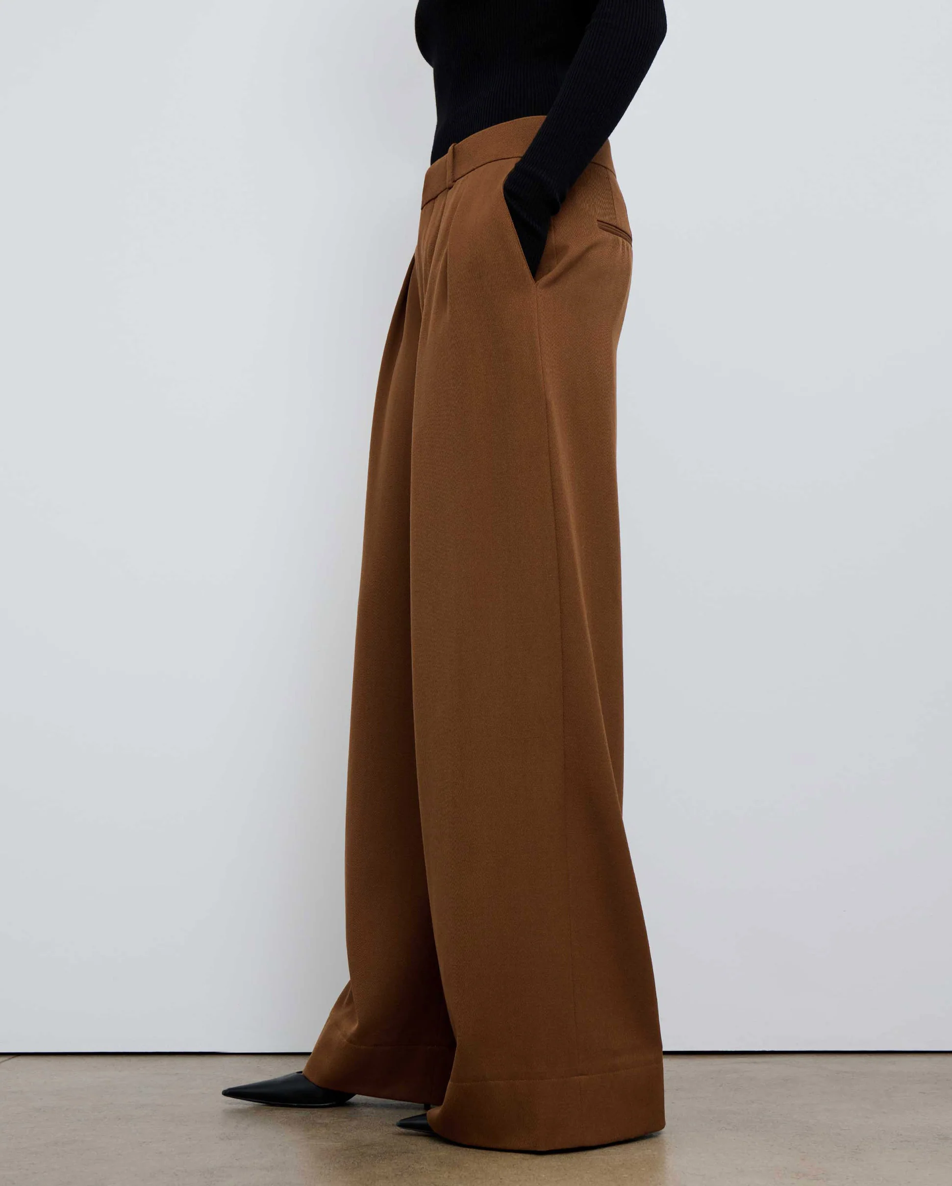 LOW RISE TROUSER / BROWN - Image 5