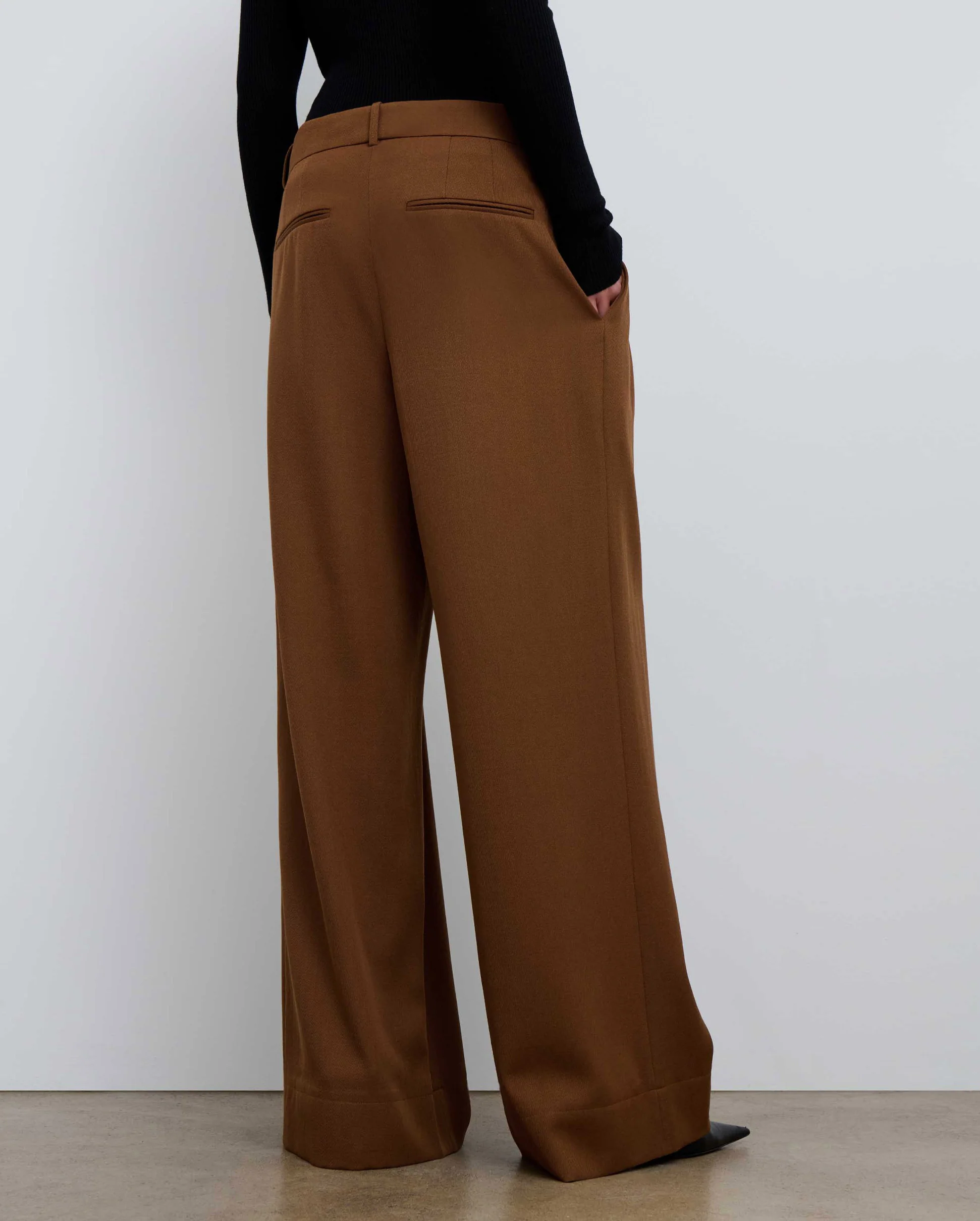 LOW RISE TROUSER / BROWN - Image 8