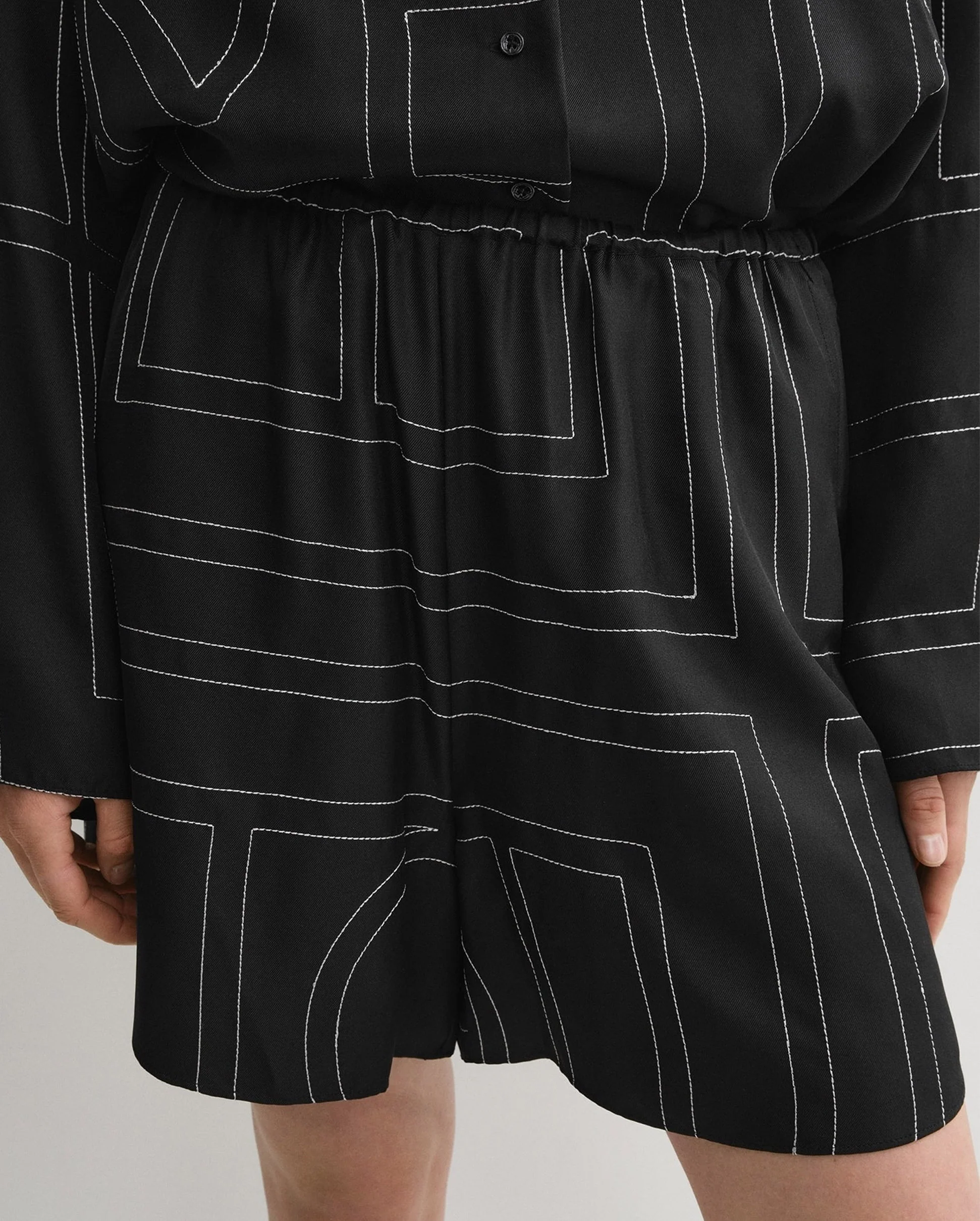 MONOGRAM SILK PJ SHORTS / BLACK - Image 6