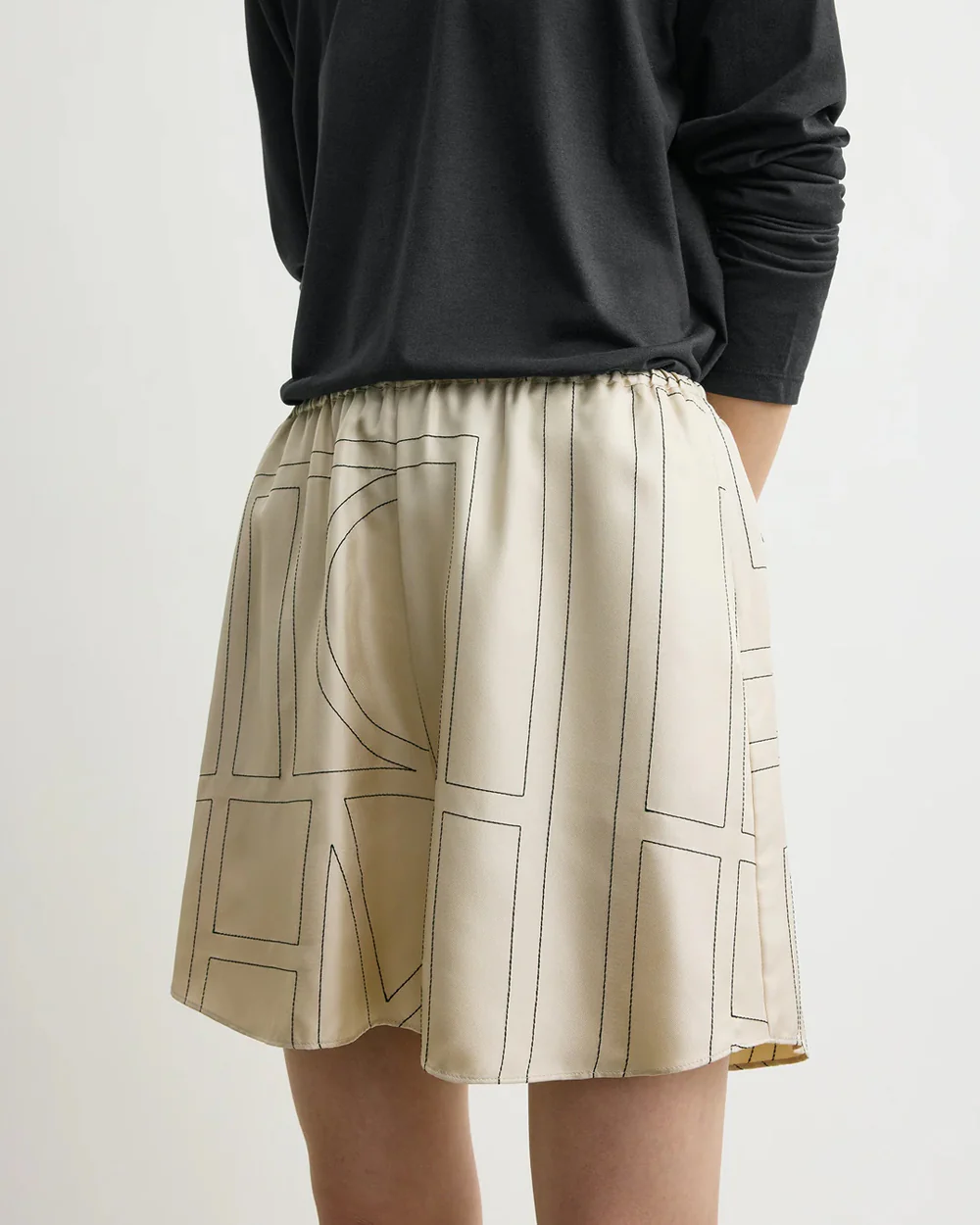 MONOGRAM SILK PJ SHORTS / IVORY - Image 4