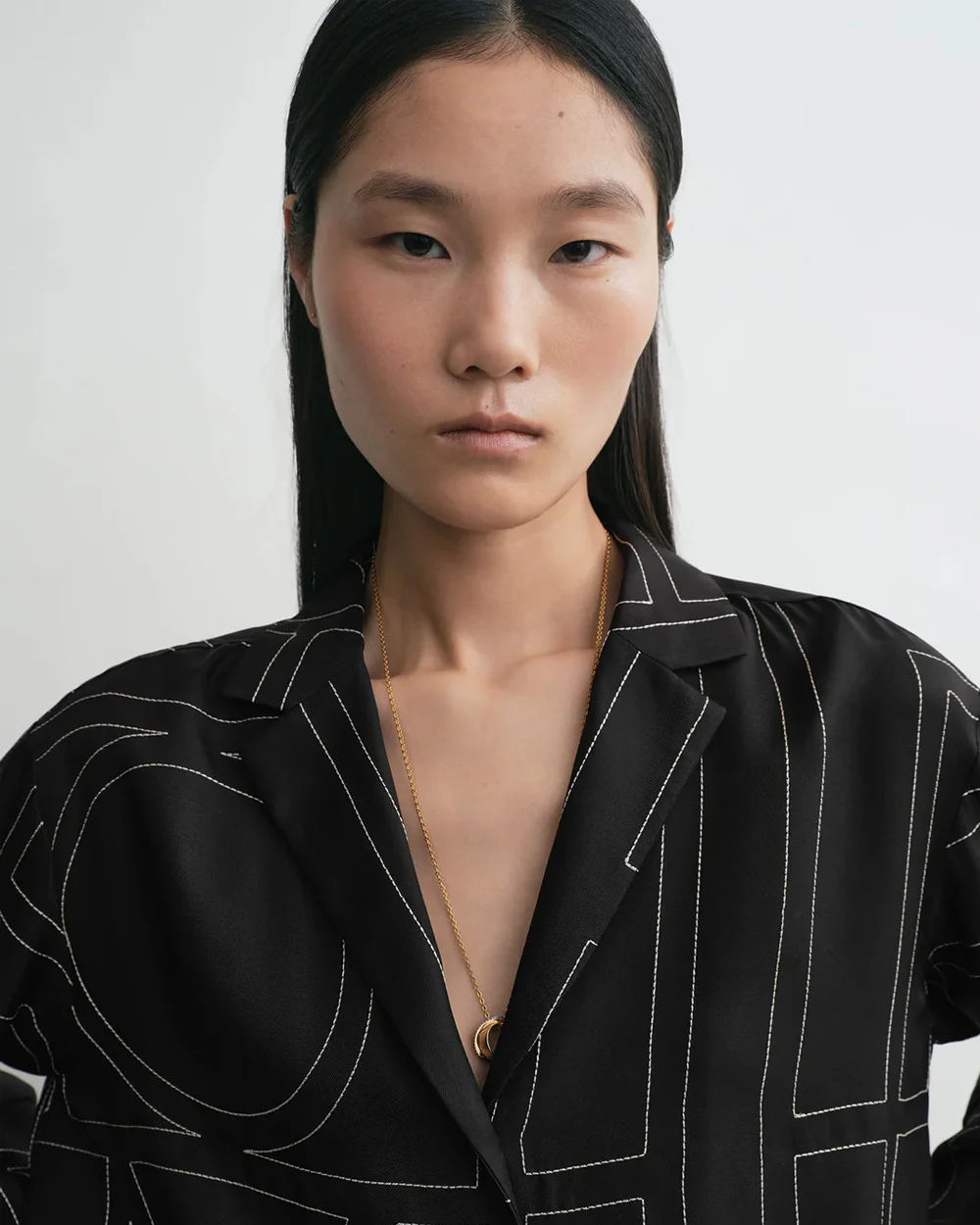 MONOGRAM SILK PJ TOP / BLACK - Image 4