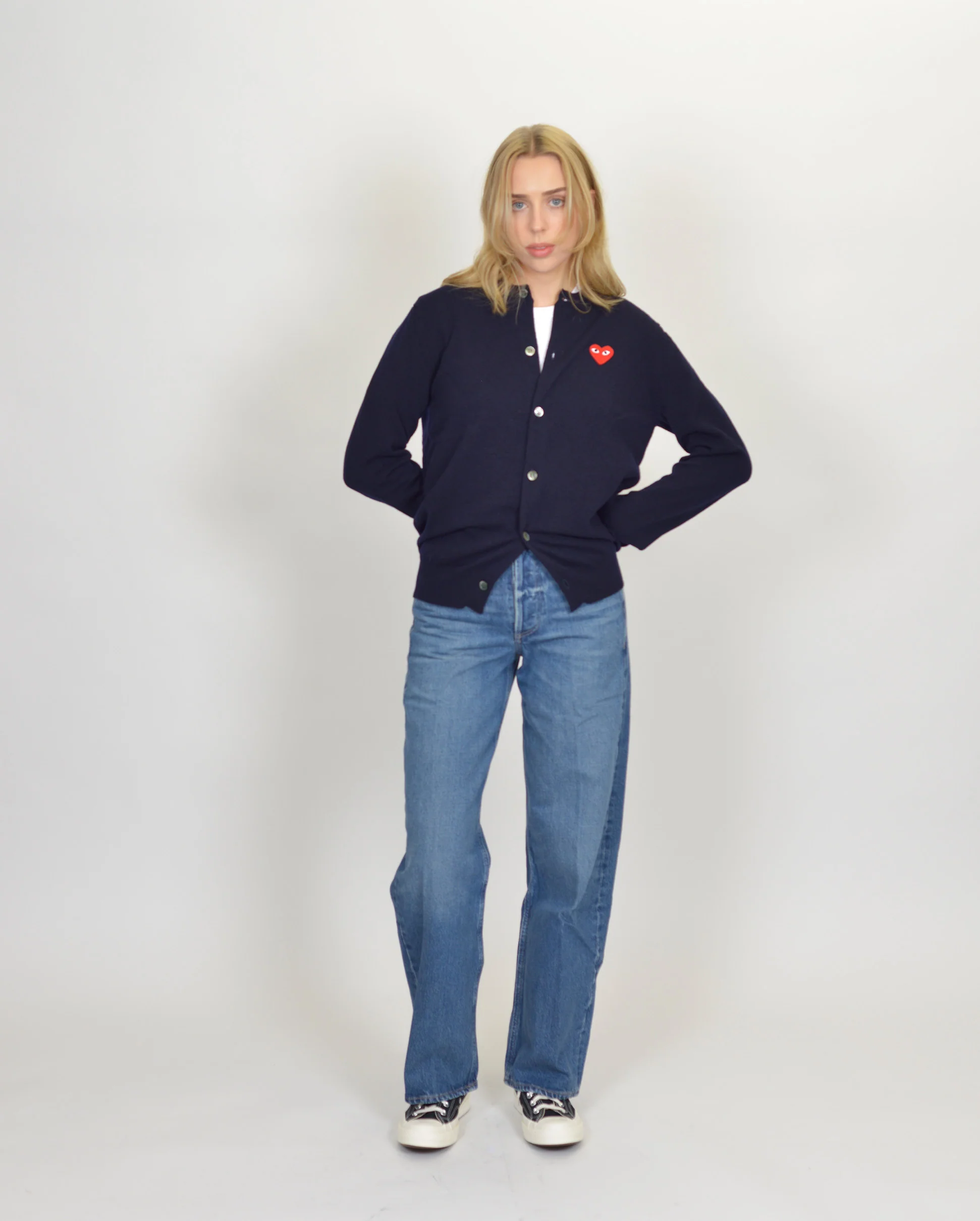 N007 WOMENS RED HEART CARDIGAN / NAVY - Image 4