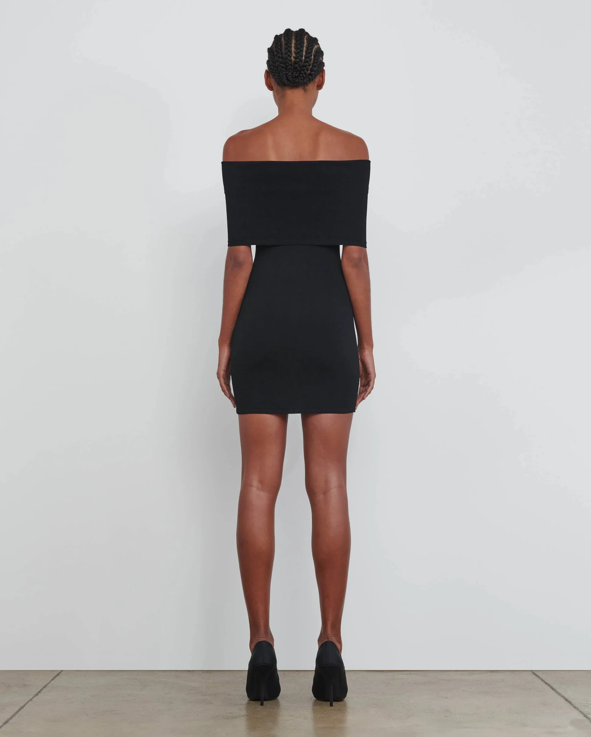 OFF SHOULDER MINI DRESS / BLACK - Image 3