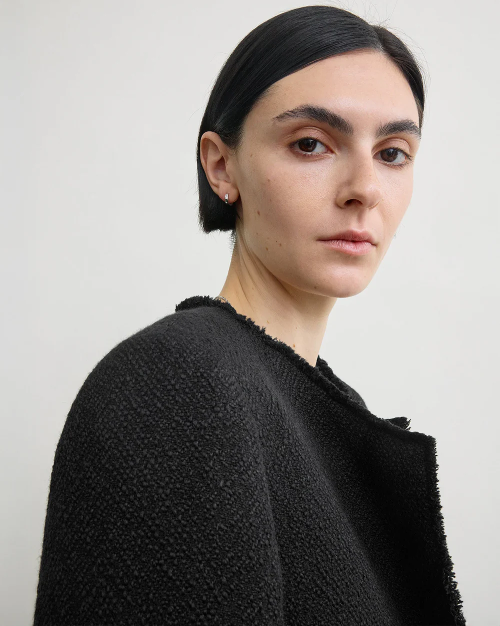 OPEN-FRONT BOUCLÉ BLAZER / BLACK - Image 5