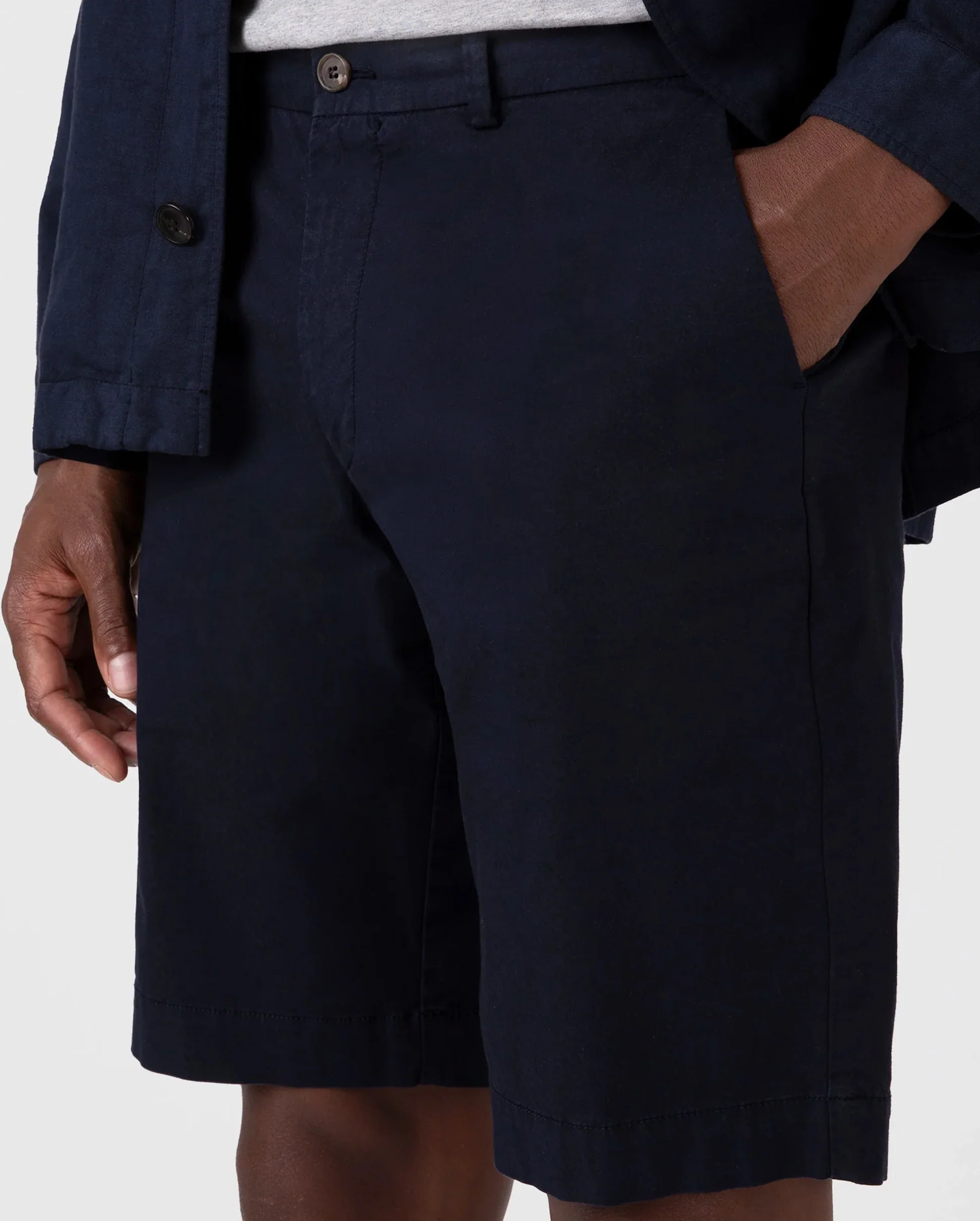 STRETCH COTTON CHINO SHORTS / NAVY - Image 4