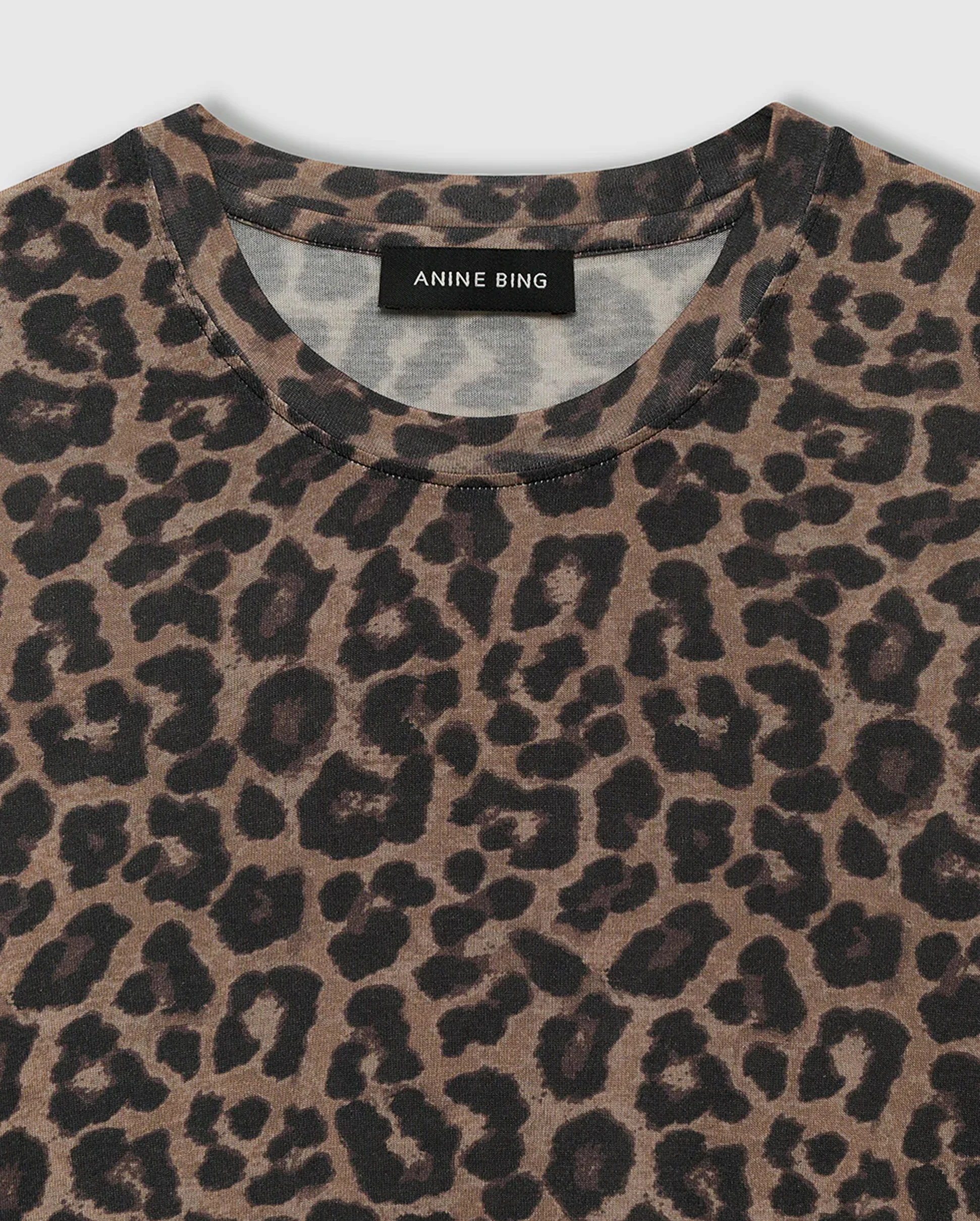 SYLVIE TEE / BLACK AND BROWN LEOPARD - Image 4