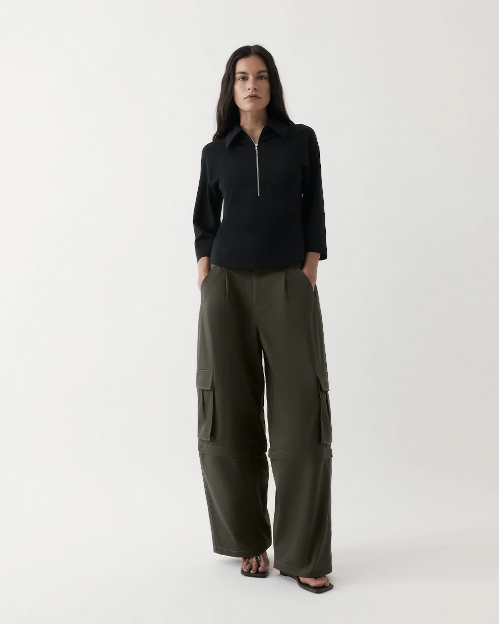 ZIP-FRONT POLO / BLACK - Image 2